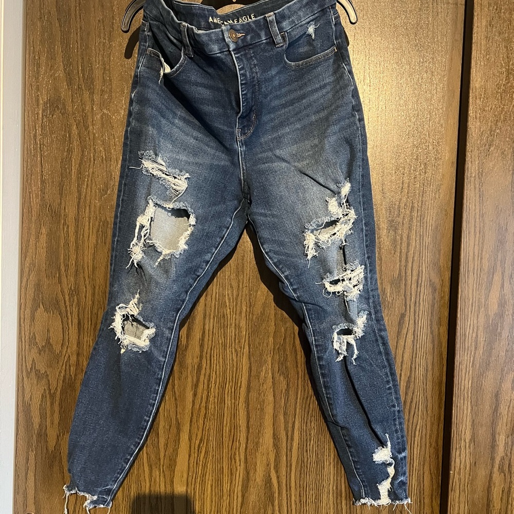 American Eagle Outfitters Distressed Blue Jeans